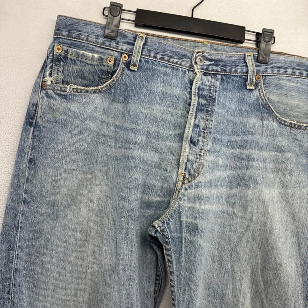 Vintage Levis 501 Jeans Mens 36x36 Blue Straight Leg Distressed Button Fly y2k